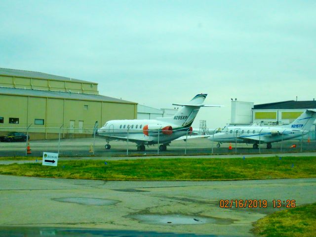 Hawker 800 (N285XP)