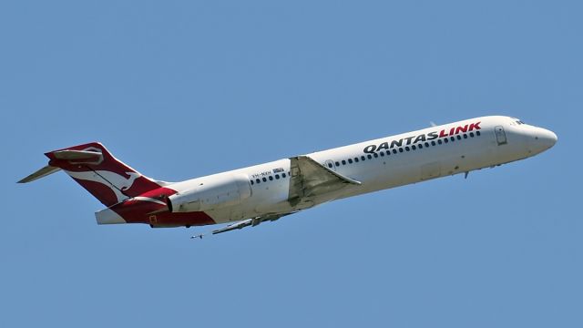 Boeing 717-200 (VH-NXH) - Boeing 717 QantasLink VH-NXH departed rwy 06 YPPH 0811119.