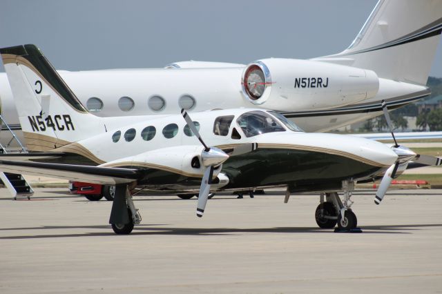 Cessna 421 (N54CR)