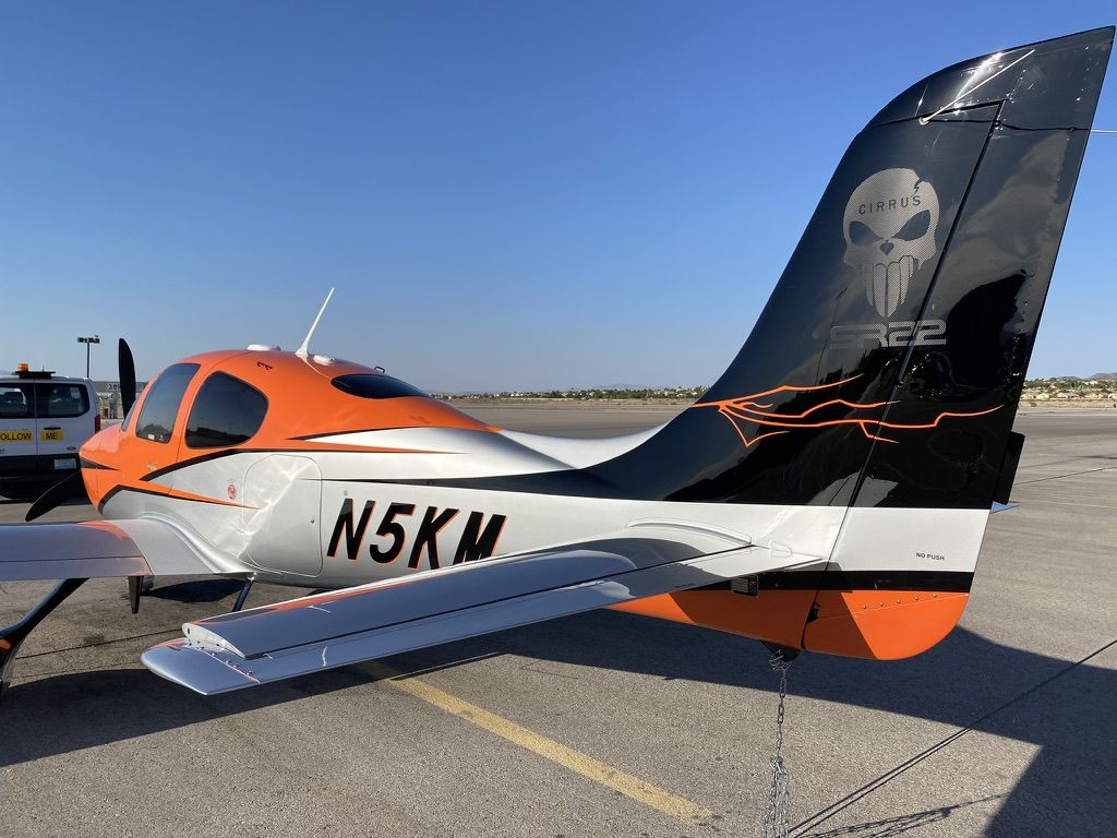 Cirrus SR-22 (N5KM)
