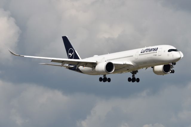 Airbus A350-900 (D-AIXI) - 10-C 09-06-22