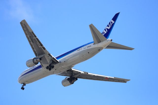 BOEING 767-300 (JA607A) - June 16th 2018:HND-HKD.