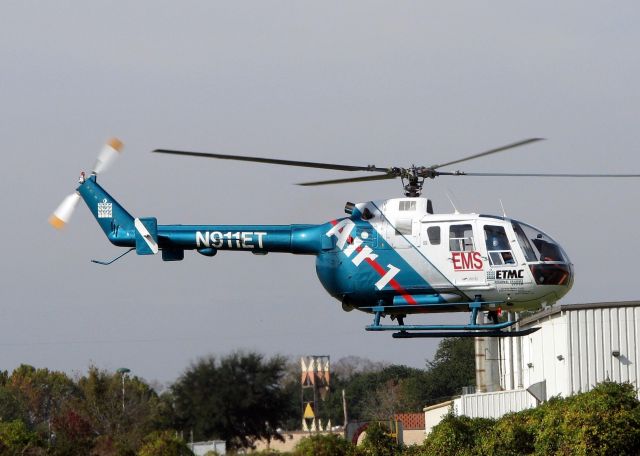 N911ET — - Departing the Shreveport Downtown airport.