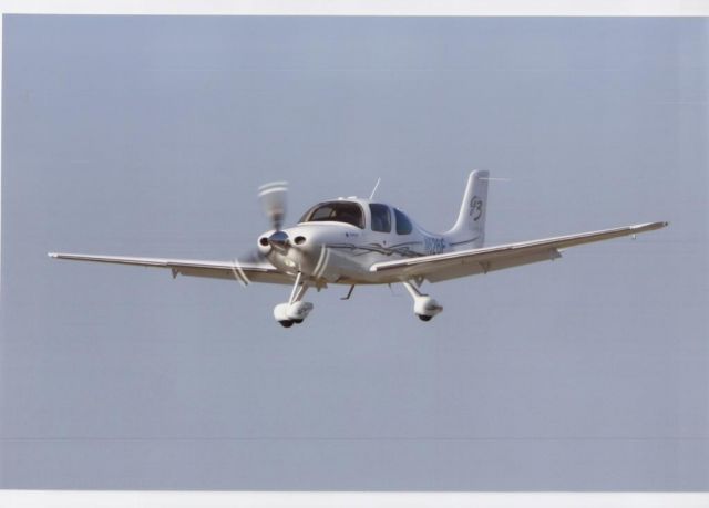 Cirrus SR-22 (N626F)