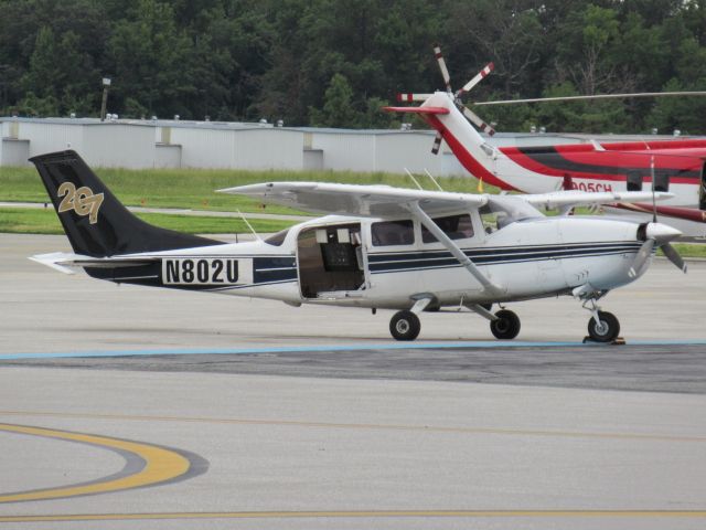 Cessna T207 Turbo Stationair 8 (N802U)