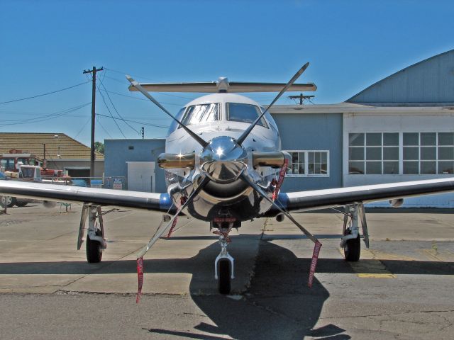 Pilatus PC-12 (N500BG) - Search youtube.com for video of N500BG.