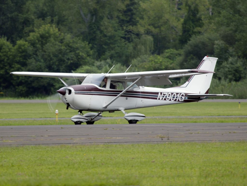 Cessna Skyhawk (N7901G)
