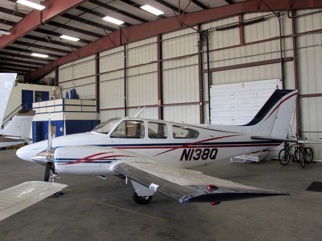 Beechcraft 55 Baron (N138Q) - A very nice 55 Baron.