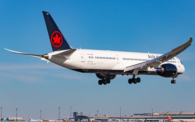 Boeing 787-9 Dreamliner (C-GYJW)