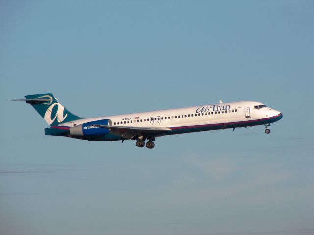 Boeing 717-200 (N982AT)