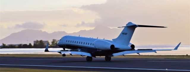 Bombardier Global Express (N823DF)