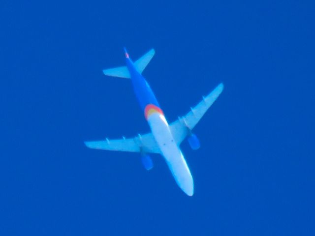Airbus A320 (N240NV)
