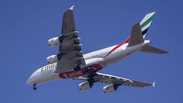 Airbus A380-800 (A6-EEI)