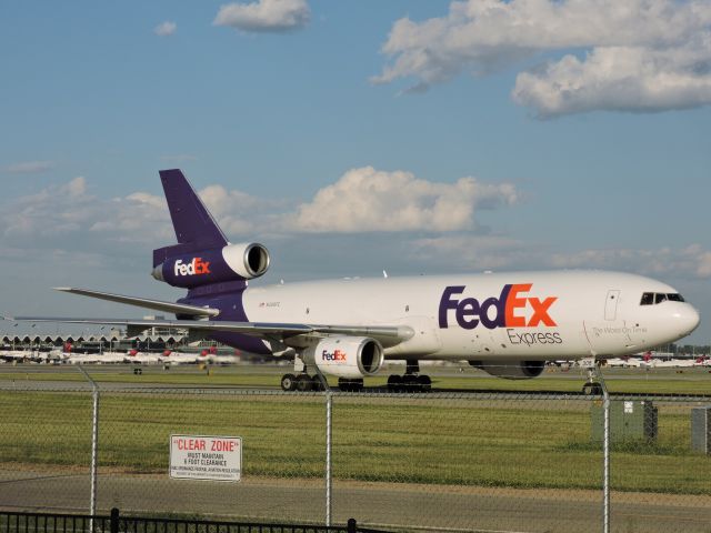 McDonnell Douglas DC-10 (N308FE)