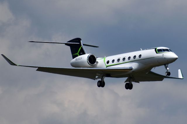 GULFSTREAM AEROSPACE G-7 Gulfstream G600 (N636GA) - FIRST VISIT TO RDU, ARRIVING FROM SAV 