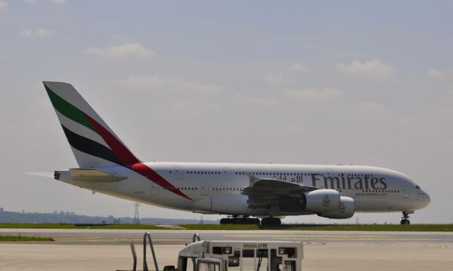 Airbus A380-800 (A6-EDG) - Emirates Airbus A380-861 A6-EDG in Paris