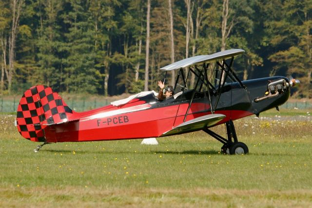 MAKELAN Hatz Classic (F-PCEB) - Hatz CB-1, Taxiing after landing, Morlaix-Ploujean airport (LFRU-MXN) air show in september 2014