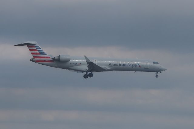 Canadair Regional Jet CRJ-200 (N605QX)