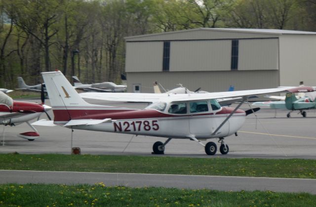 Cessna Skyhawk (N21785)