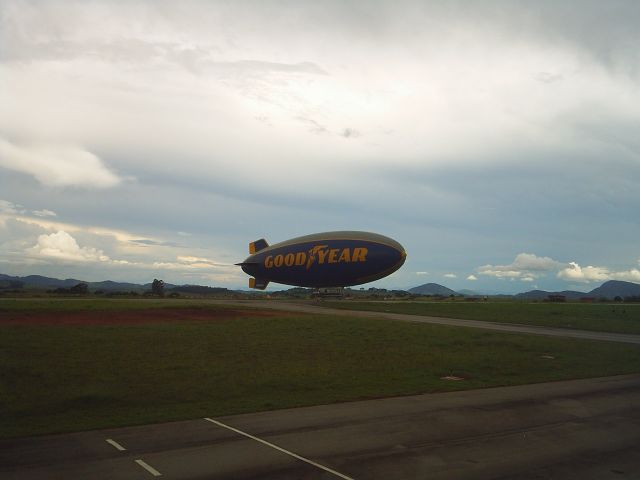 — — - GoodYear - Blimpbr /Venturabr /Goodyearbr /Aeroporto de Pouso Alegre - MG - Brasil (SNZA / PPY)br /Date: February, 2006br /Photo: Marcos Pereirabr /Commnets: Ventura blimp - Goodyearbr /Instagram: @map1982  @map_spotter  @aeroportodepousoalegre