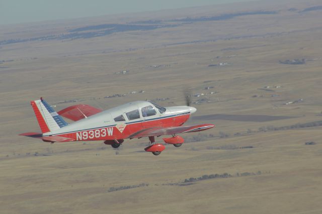 Piper Cherokee Arrow (N9383W) - Air-to air test shoot on a smooth and beautiful day.