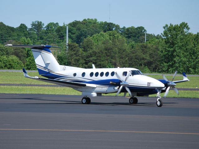 Beechcraft Super King Air 200 (N560SP) - CAPITAL HOLDINGS 200 LLC arriving at KJQF - 5/26/13