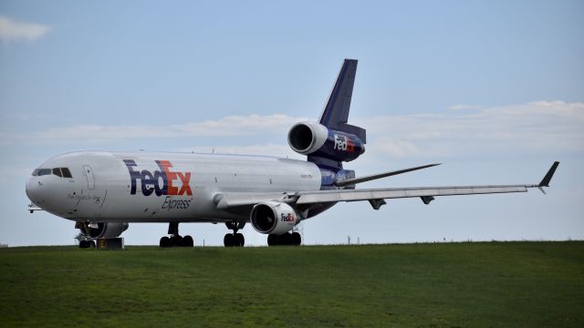 Boeing MD-11 (N621FE)