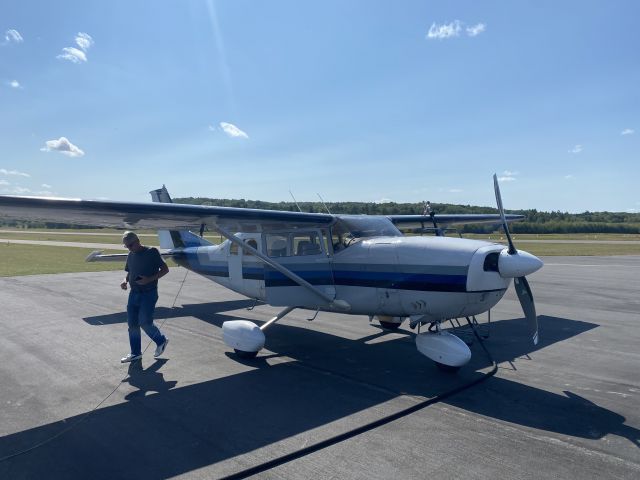 Cessna T207 Turbo Stationair 8 (N1518U)