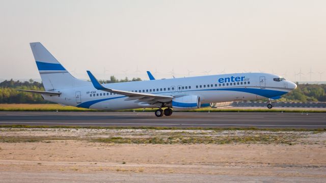 Boeing 737-700 (SP-ESD)