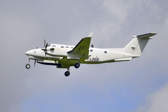 Beechcraft Super King Air 300 (G-LBSB) - Gama Aviation Ltd - Beechcraft 300 Super King Air 350C (G-LBSB) performing "approaches" at NCL. Aircraft now operated by UK RAF - Beechcraft 350ER Shadow R.1 (ZZ507). (Photo May 2016)