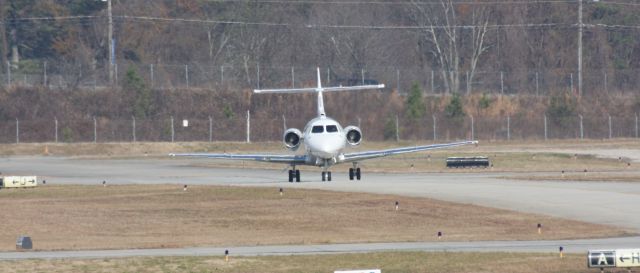 Hawker 800 (N501GF) - Headed for the terminal