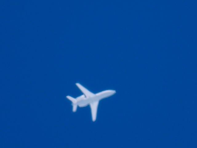 Dassault Falcon 2000 (N5BL)