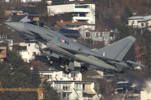 EUROFIGHTER Typhoon (7LWB)