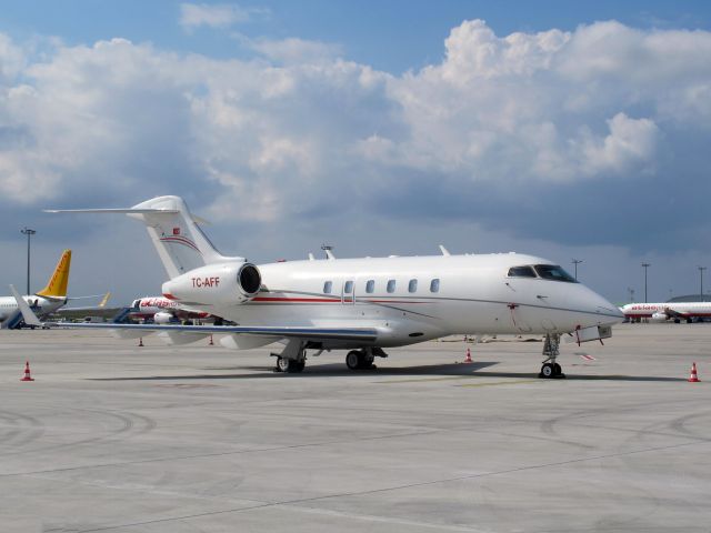 Bombardier Challenger 300 (TC-AFF) - Sabiha Gökçen airport, Istanbul, Turkey | 15 SEP 2014.