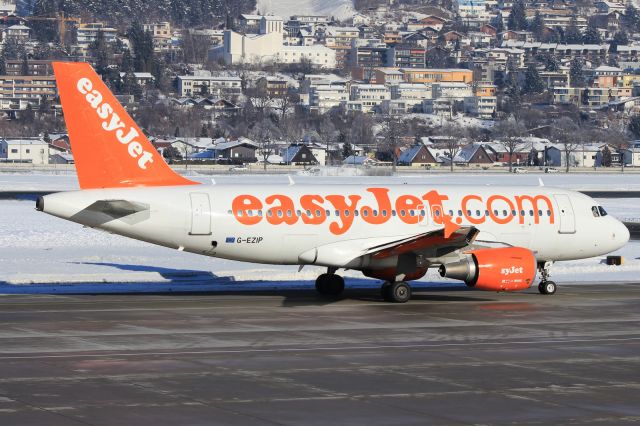 Airbus A319 (G-EZIP)