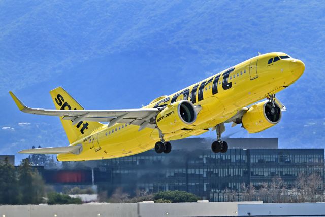 Airbus A320neo (N920NK)