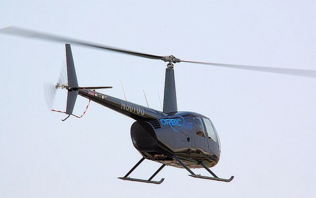 Robinson R-44 (N3070U)