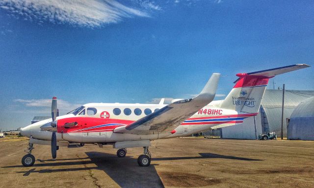 Beechcraft Super King Air 200 (N481HC) - N481HC - 2005 Raytheon B200