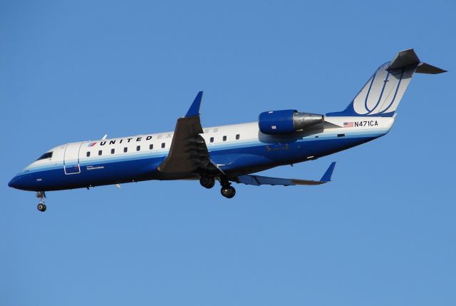 Canadair Regional Jet CRJ-200 (N471CA)