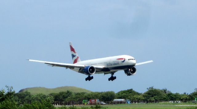 BOEING 777-200LR (G-VIIT)