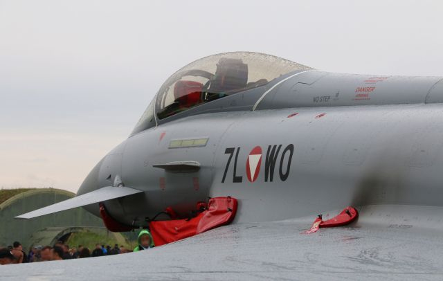 EUROFIGHTER Typhoon (7LWO)