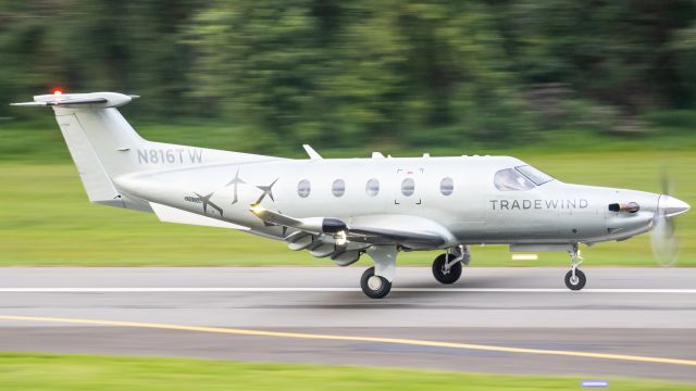 Pilatus PC-12 (N816TW) - N816TW zooming down College Park Airport's runway 15 for a flight up to White Plains 