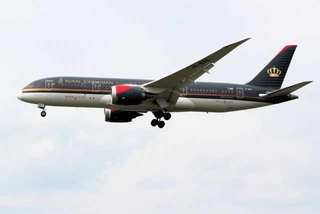 Boeing 787-8 (JY-BAE)