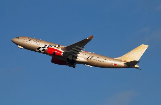 Airbus A330-200 (A9C-KB)