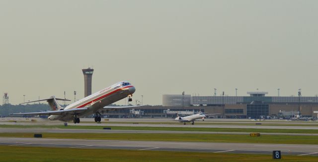 McDonnell Douglas MD-82 (N962TW)