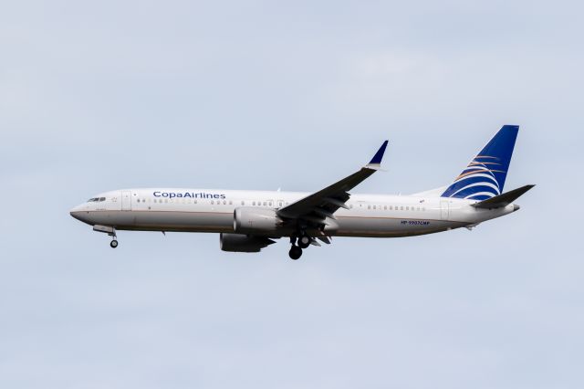 Boeing 737 MAX 9 (HP-9907CMP)