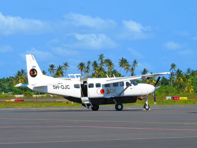 Cessna Caravan (5H-OJC)