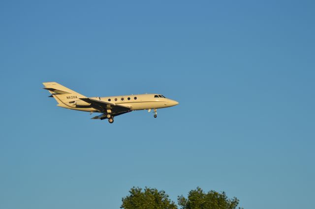 Dassault Falcon 20 (N620A) - N620A landing KFSD - 6-21-2012