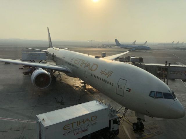 Boeing 777-200 — - Morning sunrise at abu dabhi international. 