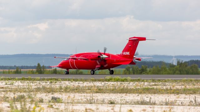 Piaggio P.180 Avanti (F-HUNK)